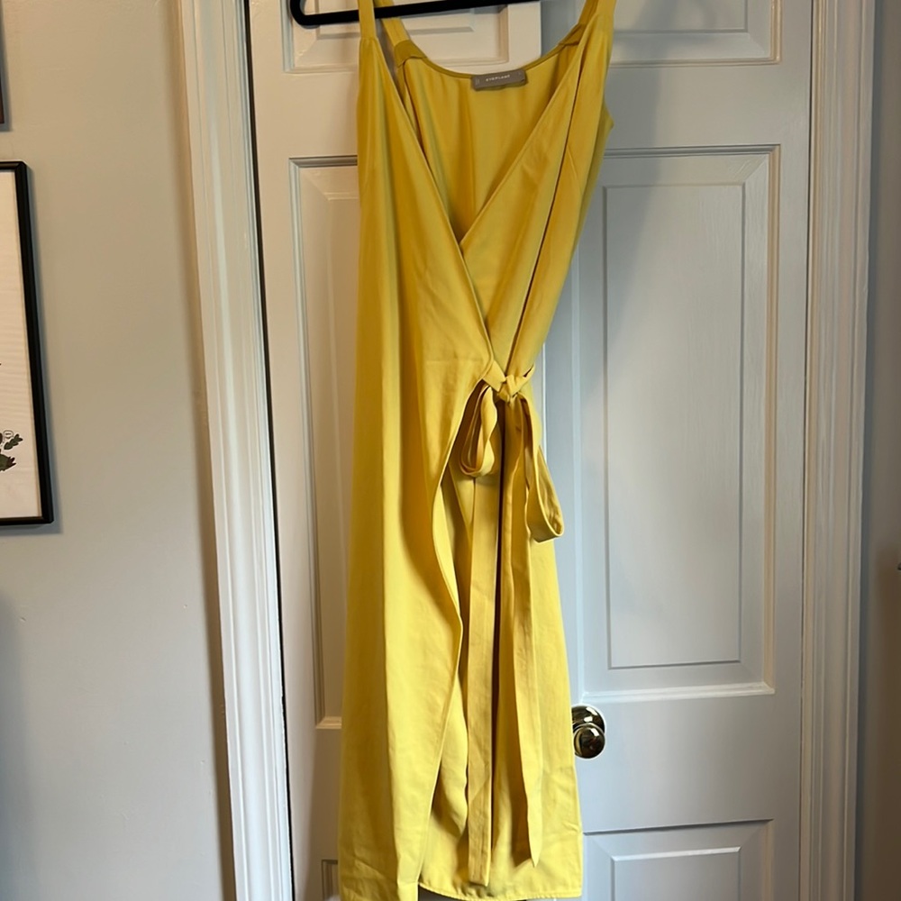 Everlane yellow wrap dress SZ 2